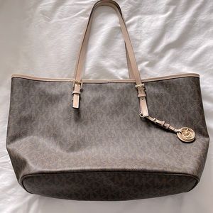MIchael Kors MK Tote